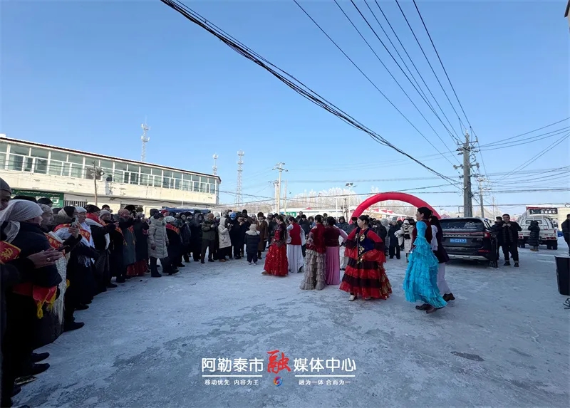 【玩转阿勒泰】乡音乡情年货节 欢乐祥和迎新春-骆驼帮