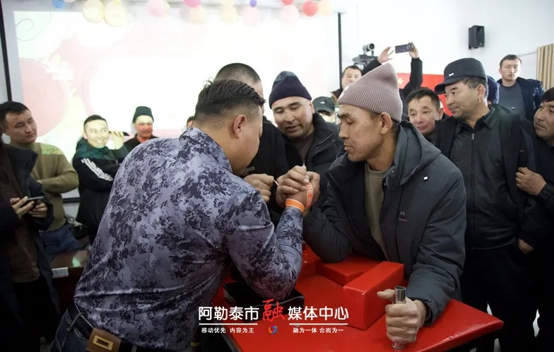 【文化中国行】阿勒泰市“花式”迎新春 共绘民族团结新画卷-骆驼帮