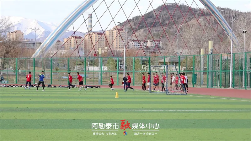 阿勒泰市民健身热升温 尽享运动乐趣-骆驼帮
