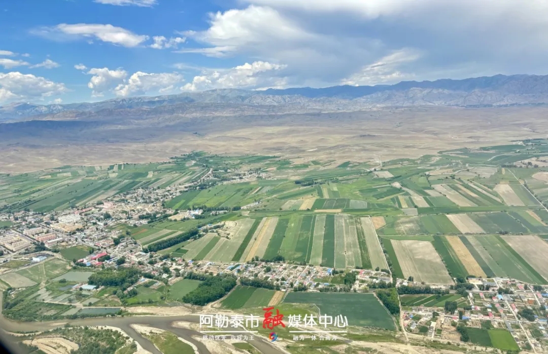 阿勒泰市：土地流转2.6万余亩 1373万元激活乡村经济-骆驼帮